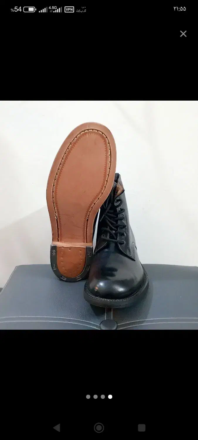 بوت چرم|کیف، کفش، کمربند|پرند, فاز ۶|دیوار