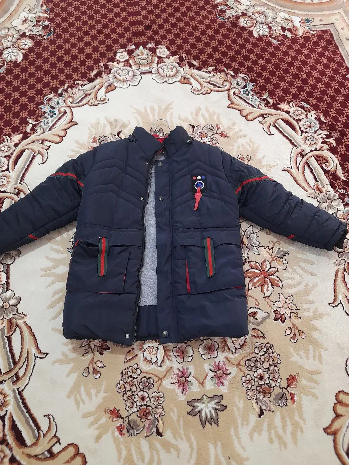 کاپشن پسرونه در حد نو|لباس|شال, |دیوار