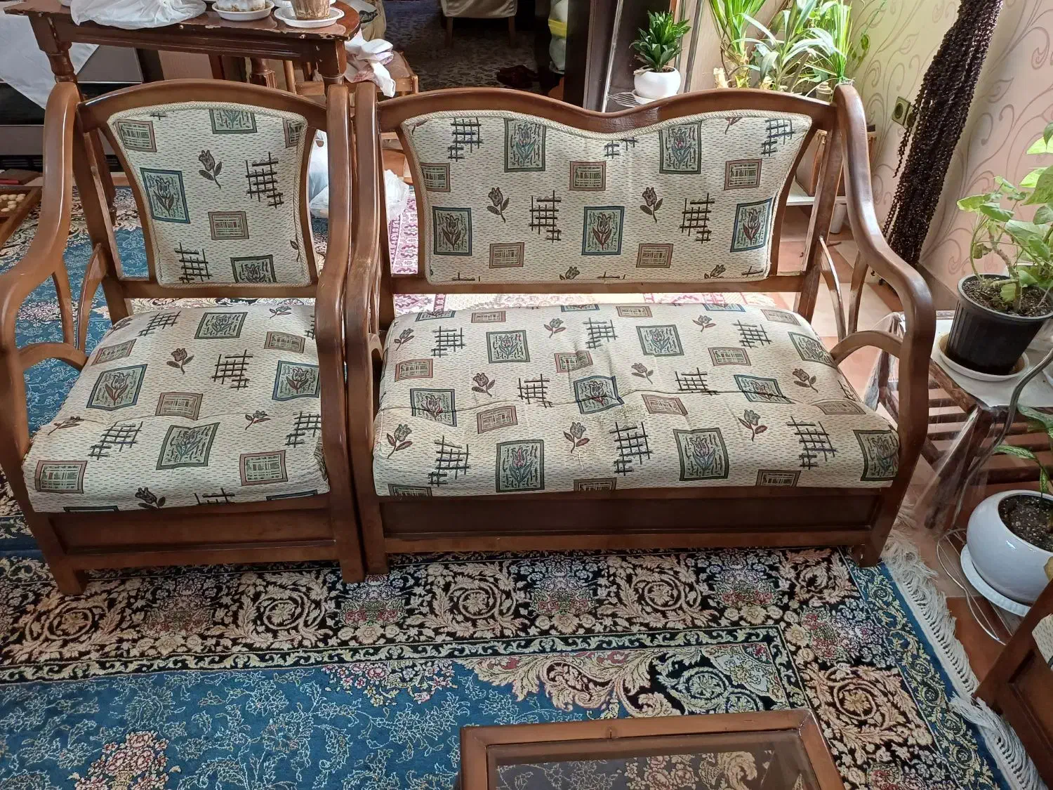 مبل راحتی ۸ نفره|مبلمان خانگی و میز عسلی|شیراز, قدوسی شرقی|دیوار