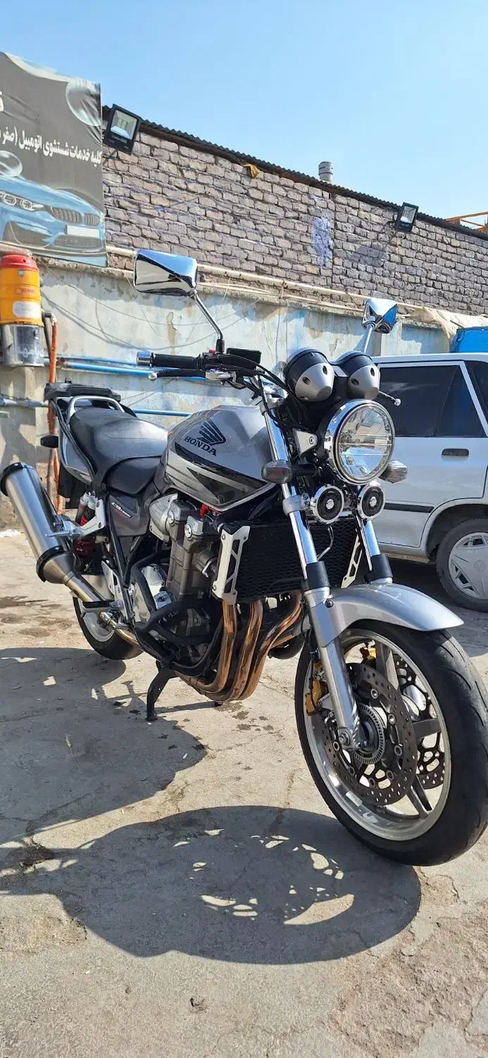 cb1300 سی بی 2006 abs سند و استرداد|موتورسیکلت|تهران, آبشار|دیوار