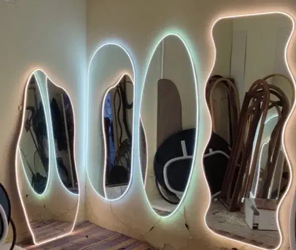 آینه|آینه|نهاوند, |دیوار