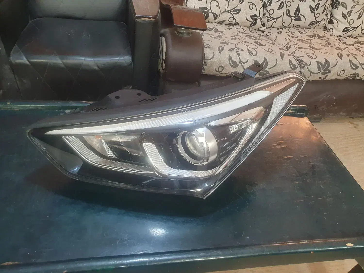 چراغ جلو سانتافه وپرژکتور سپر|قطعات یدکی و لوازم جانبی|تهران, فتح|دیوار