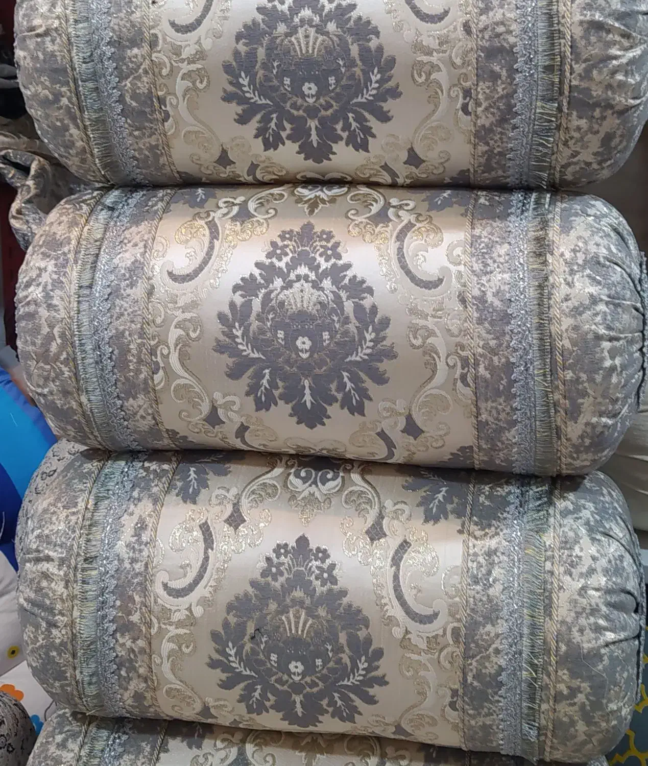 بالشت و پشتی سنتی|پشتی|صدرا-فارس, فاز ۱|دیوار