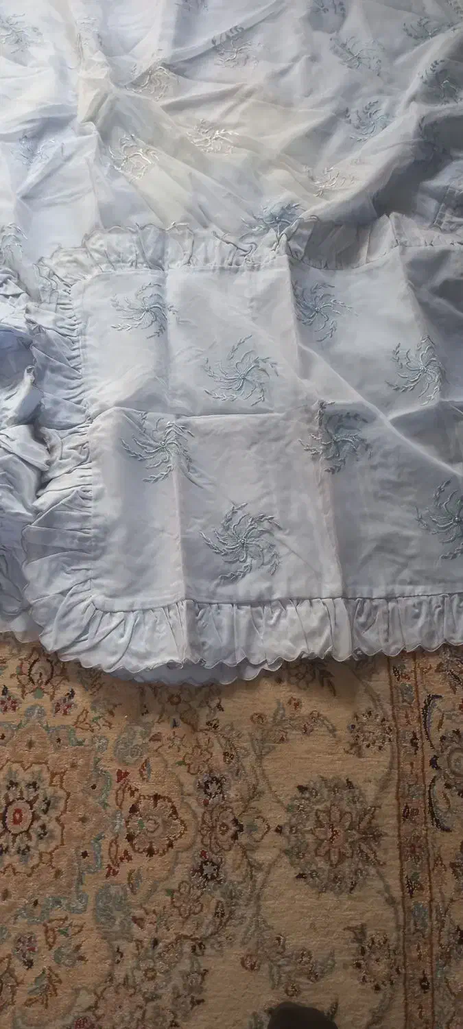 رو تختی گرد ،گلدوزی شده کاره دست|سرویس روتختی|اصفهان, جلفا|دیوار