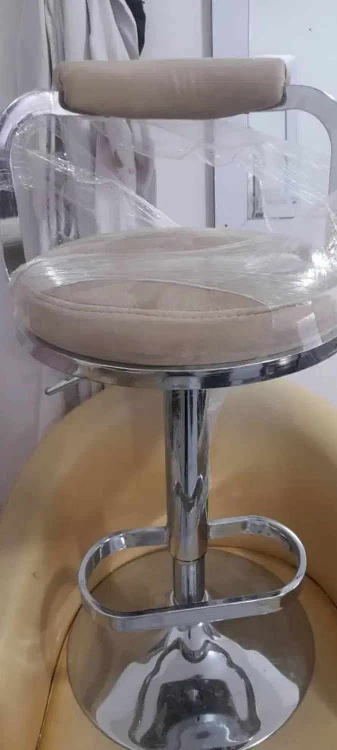 صندلی جکدار|صندلی و نیمکت|الیگودرز, |دیوار