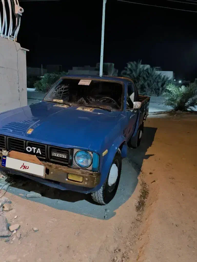 ماشین تویتا دوهزار 92|خودرو سواری و وانت|سراوان, |دیوار