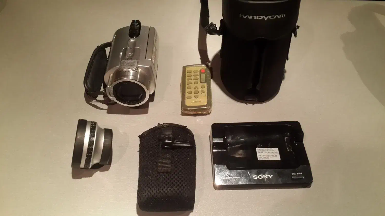 دوربین فیلمبرداری دیجیتال هندیکم سونیSR300|دوربین عکاسی و فیلمبرداری|همدان, |دیوار