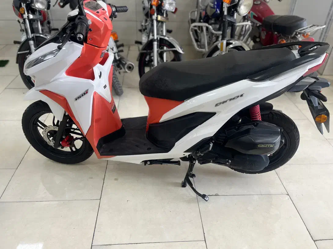 کلیک 150 تمیز در حد فابریک با کارت سوخت|موتورسیکلت|یزد, |دیوار