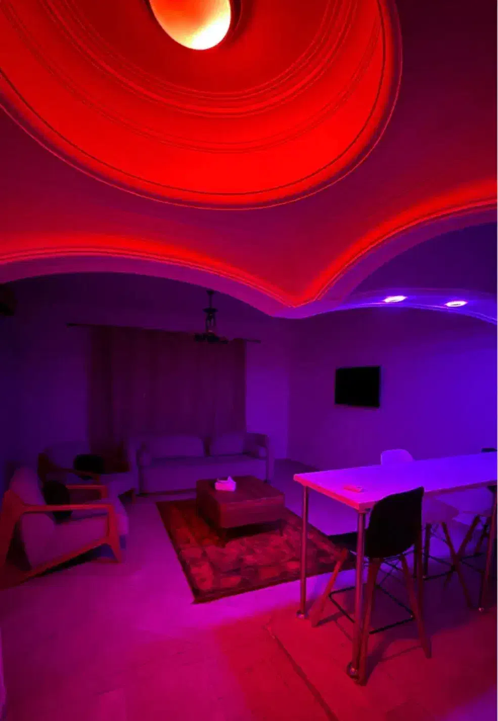 اجاره روزانه اپارتمان مبله|اجارهٔ کوتاه‌مدت آپارتمان و سوئیت|تهران, صادقیه|دیوار