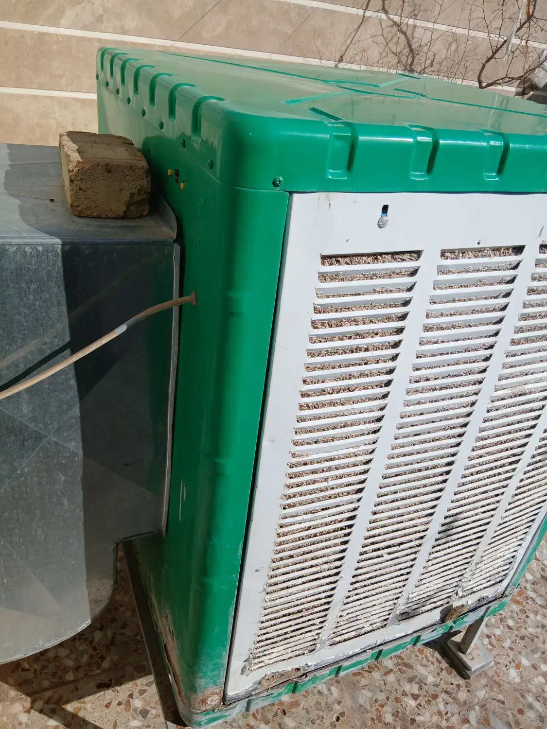 کولر آبی|کولر آبی|آران و بیدگل, |دیوار