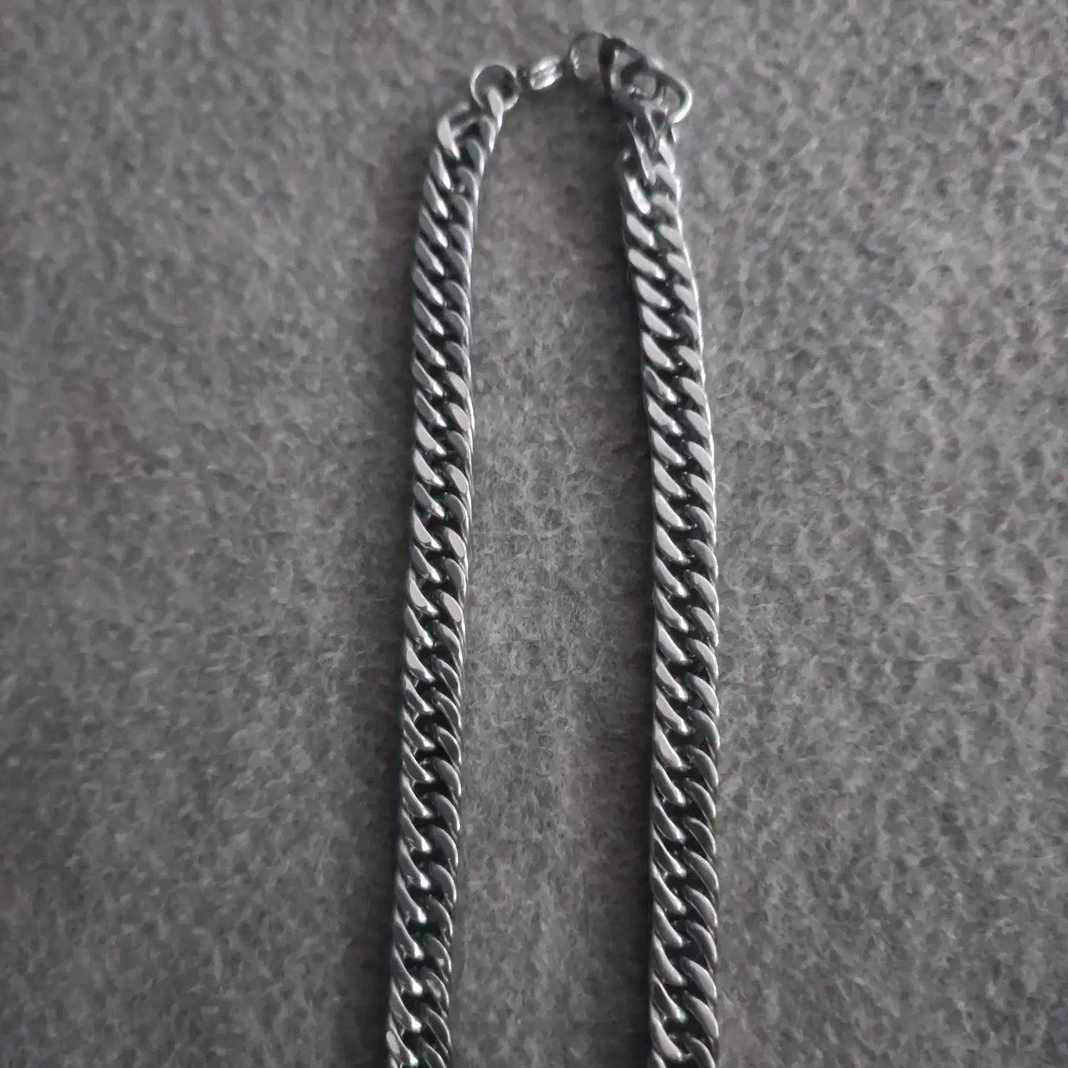 دستبند کارتیر نو نو فقد ۳۰۰ تومن|بدلیجات|قم, محمد آباد|دیوار