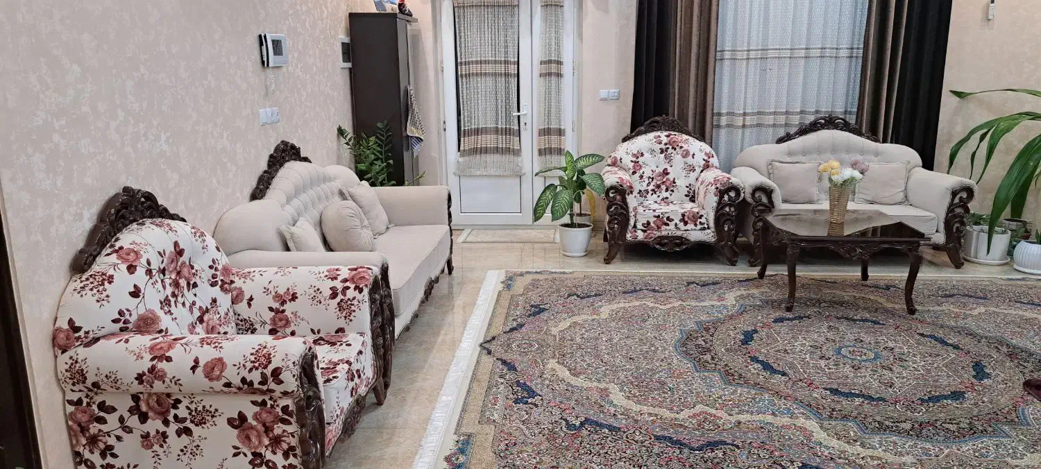 فروش مبل و لوازم ...|بوفه، ویترین، کنسول|سیرجان, |دیوار