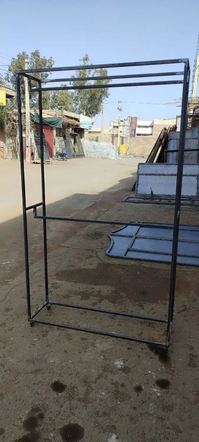 رگال لباس|بندرخت و رخت‌آویز|زاهدان, |دیوار