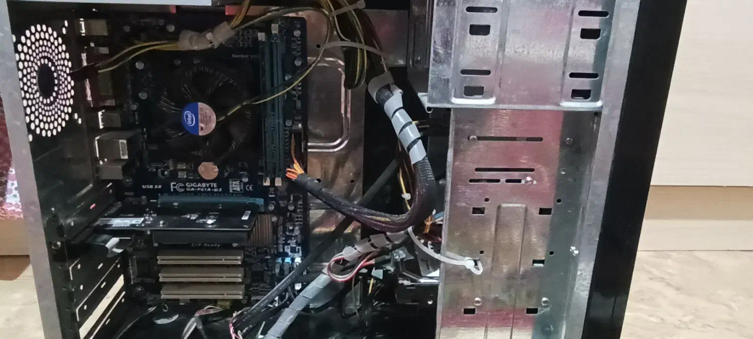 کامپیوتر|رایانه رومیزی|تبریز, |دیوار