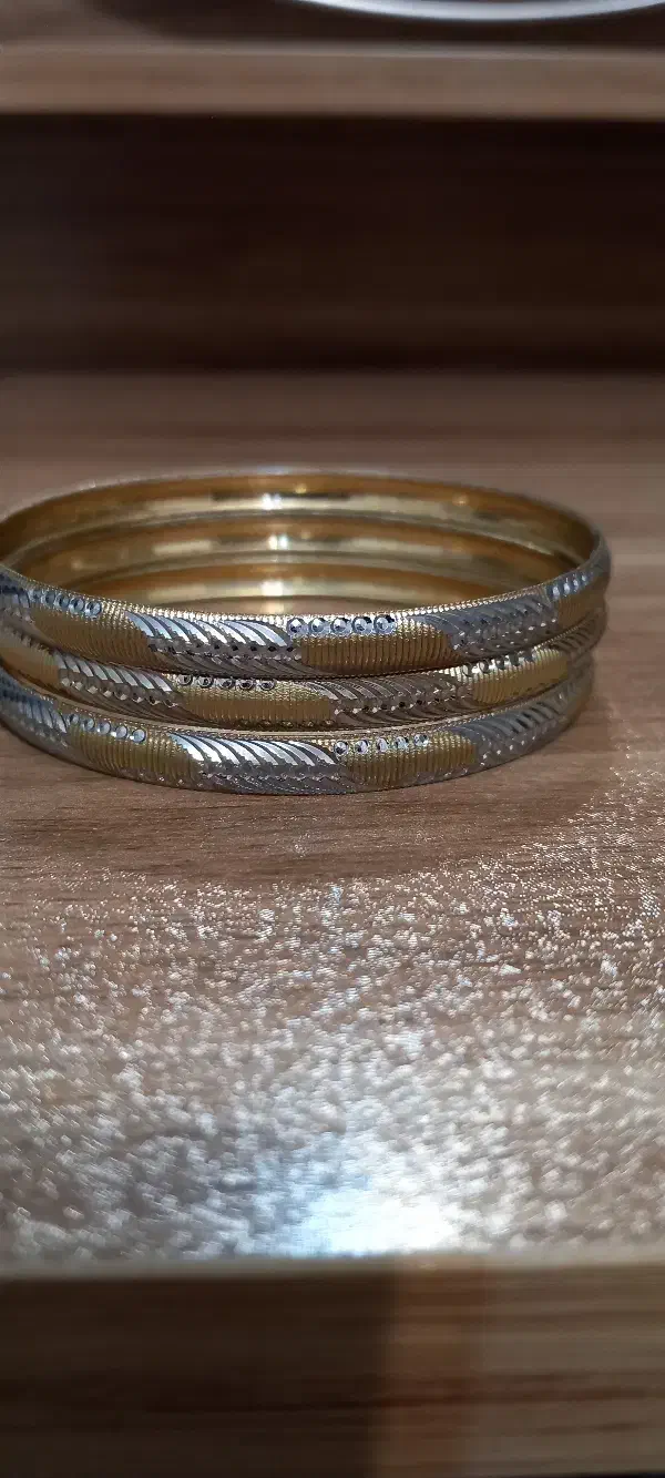 النگو رنگ‌ ثابت|بدلیجات|مراغه, |دیوار