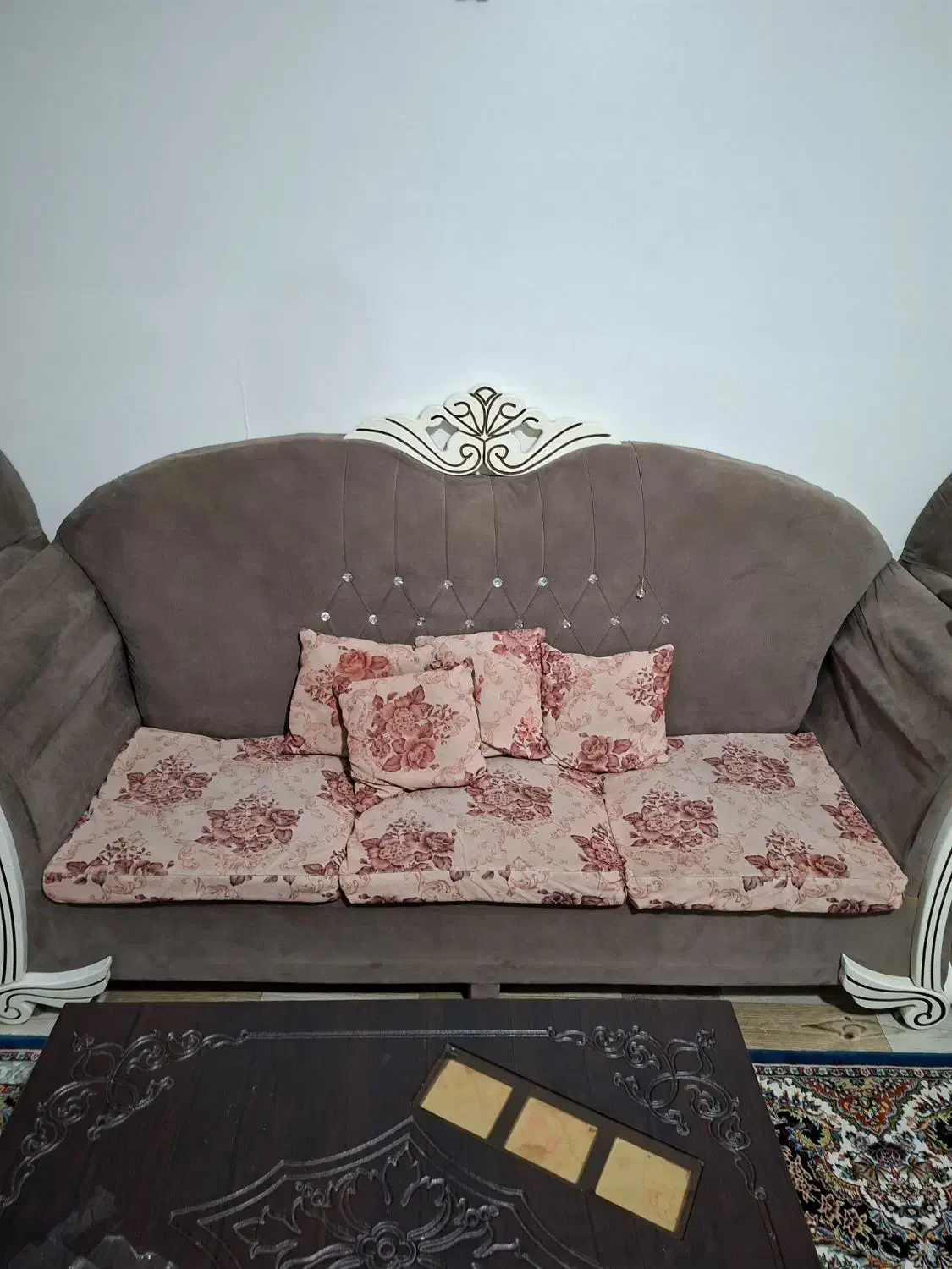 مبل|مبلمان خانگی و میز عسلی|باغستان, |دیوار