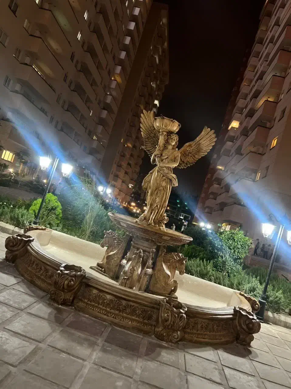 آبنما فواره دار مجسمه دار حوض کاشی|مصالح و تجهیزات ساختمان|بیرجند, |دیوار