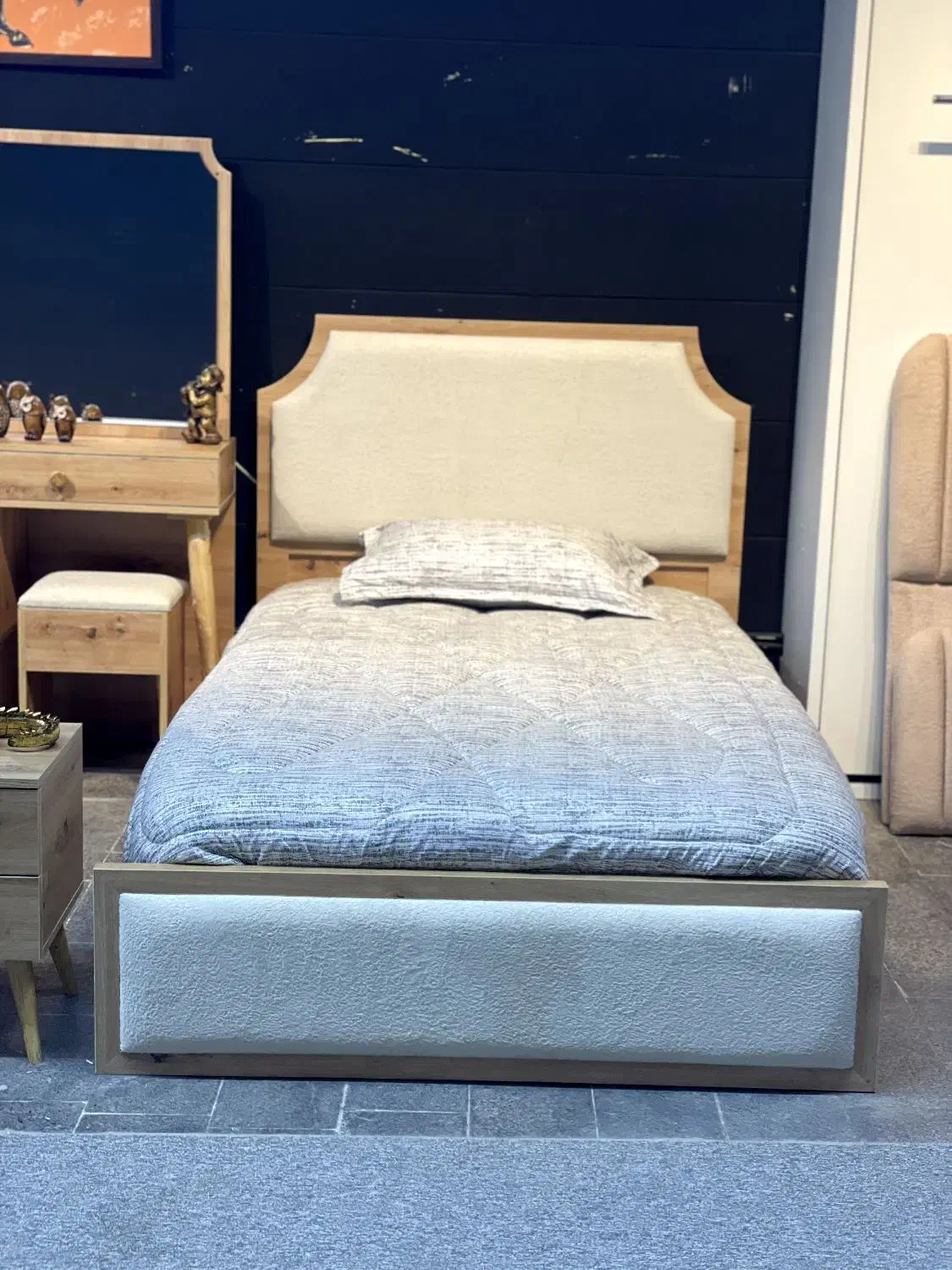 سرویس خواب. کامل.  رویا تحویل درب. کارخانه|تخت و سرویس خواب|مشهد, گرجی علیا|دیوار