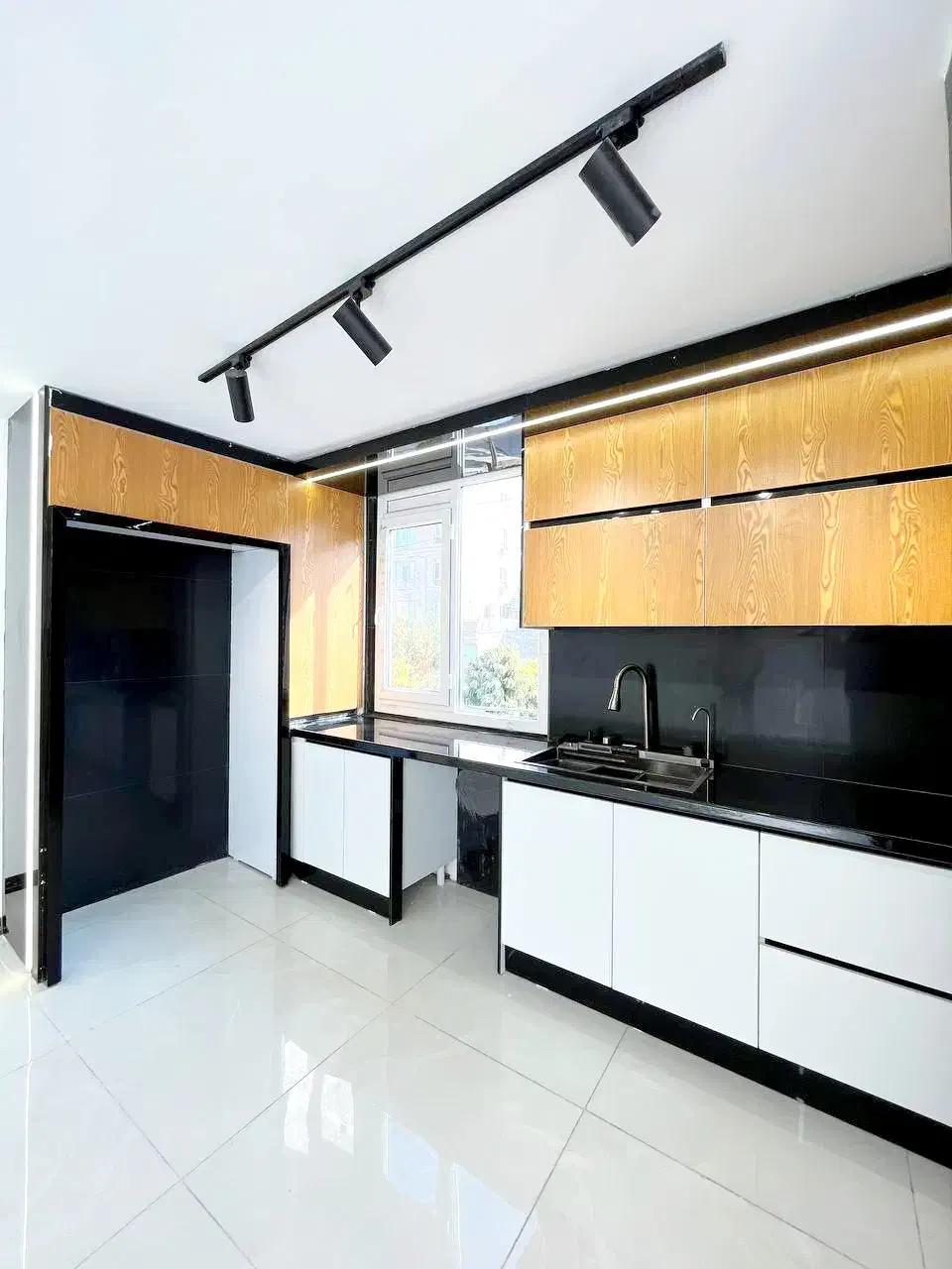 ۵۷مترعروسک حیاط دار+بی همتا+پارکینگ سندی+روبنما|فروش آپارتمان|تهران, شهر زیبا|دیوار