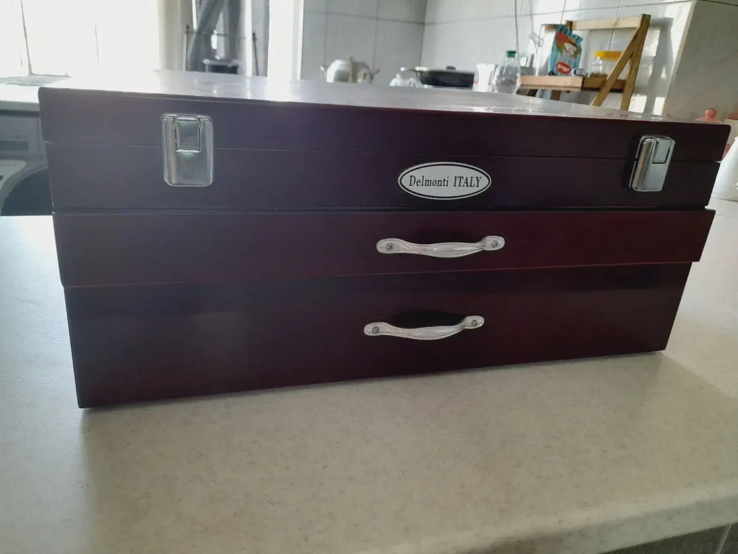 جاقاشقی|آب‌چکان و نظم‌دهنده ظروف|کرج, خرمدشت|دیوار