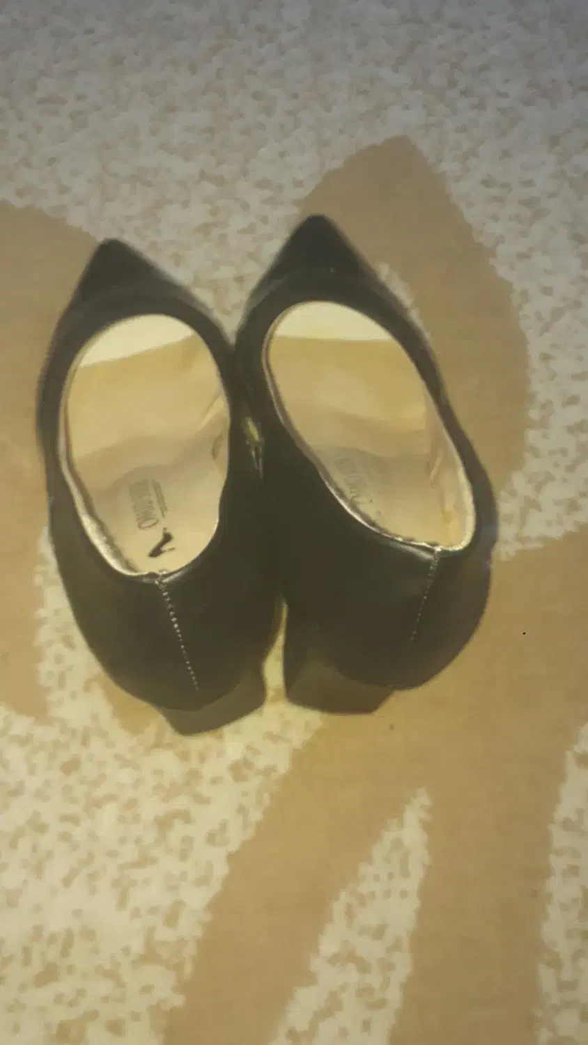 کفش مجلسی|کیف، کفش، کمربند|آبدانان, |دیوار