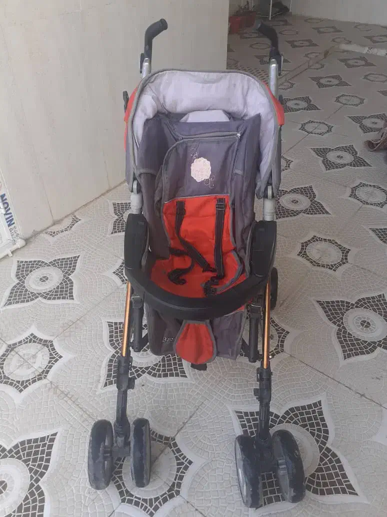 کالسکه در حد نو|کالسکه و لوازم جانبی|پلدختر, |دیوار