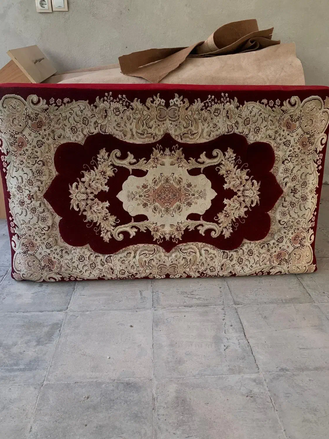 پشتی بزرگ|پشتی|اردبیل, |دیوار