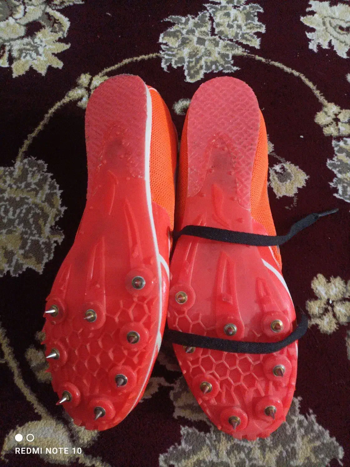 کفش چمنی|کیف، کفش، کمربند|زاهدان, |دیوار