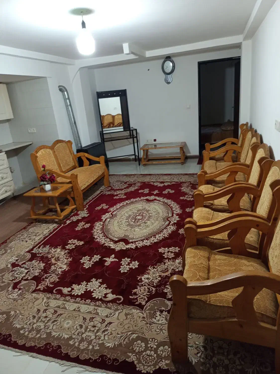 سوییت ۶۵متری نقلی و تمیزیک خوابه ورودی جدا|اجارهٔ کوتاهمدت آپارتمان و سوئیت|تنکابن, |دیوار