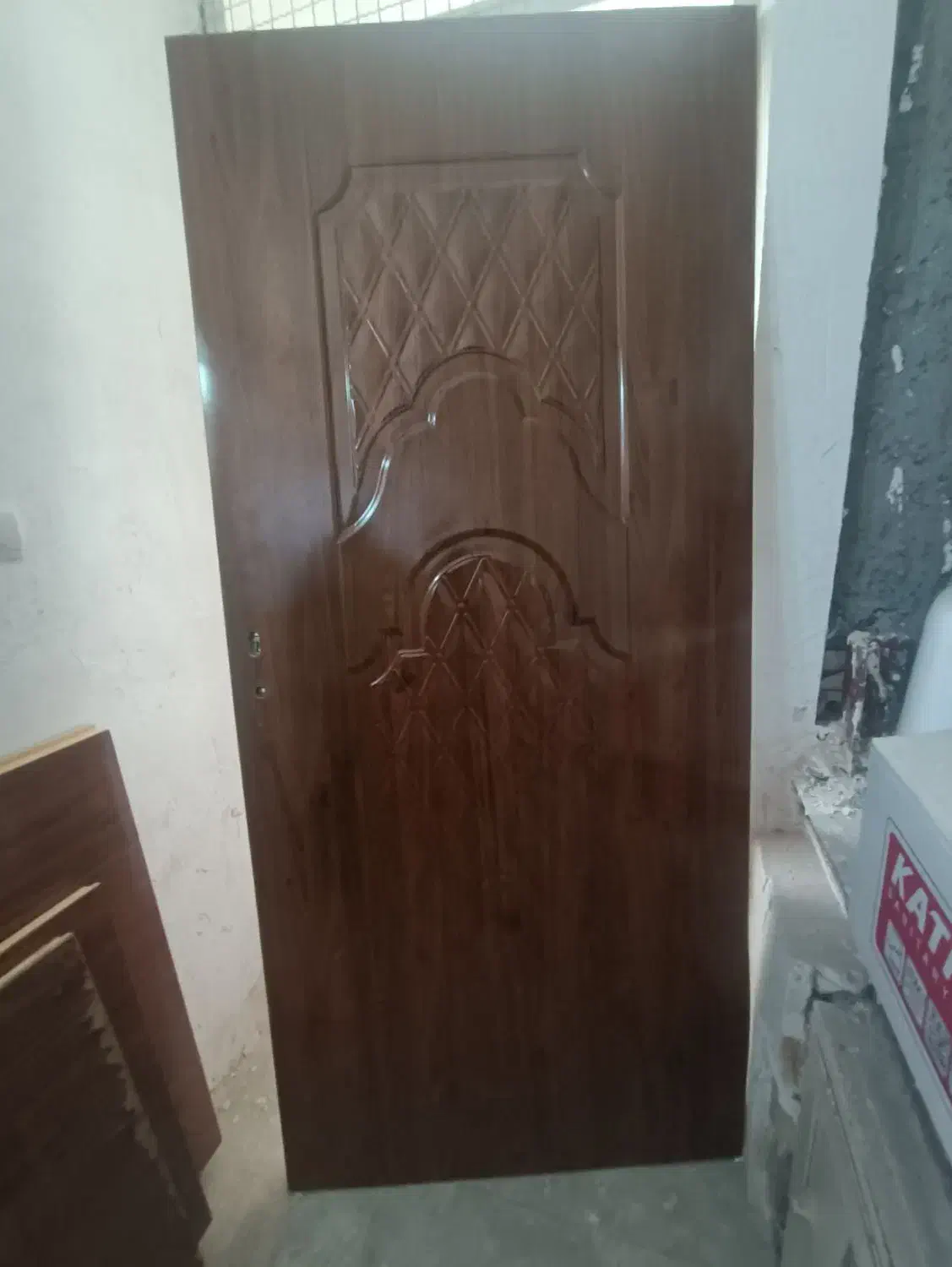 درب اتاقی وسرویس|مصالح و تجهیزات ساختمان|سیرجان, |دیوار