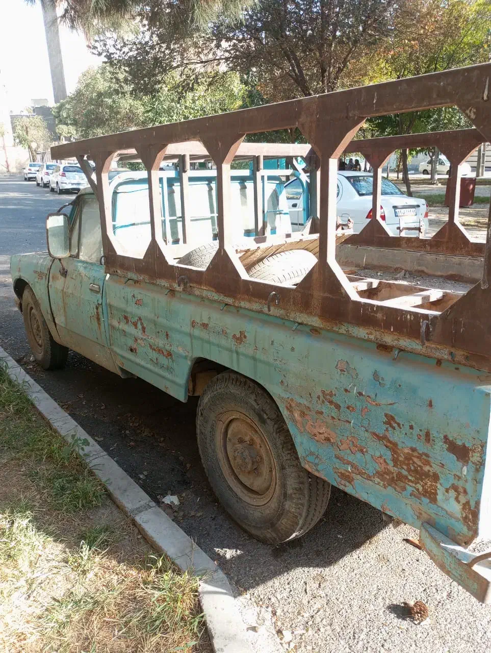 نیسان اهن کش|خودرو سواری و وانت|ری, سیزده آبان|دیوار