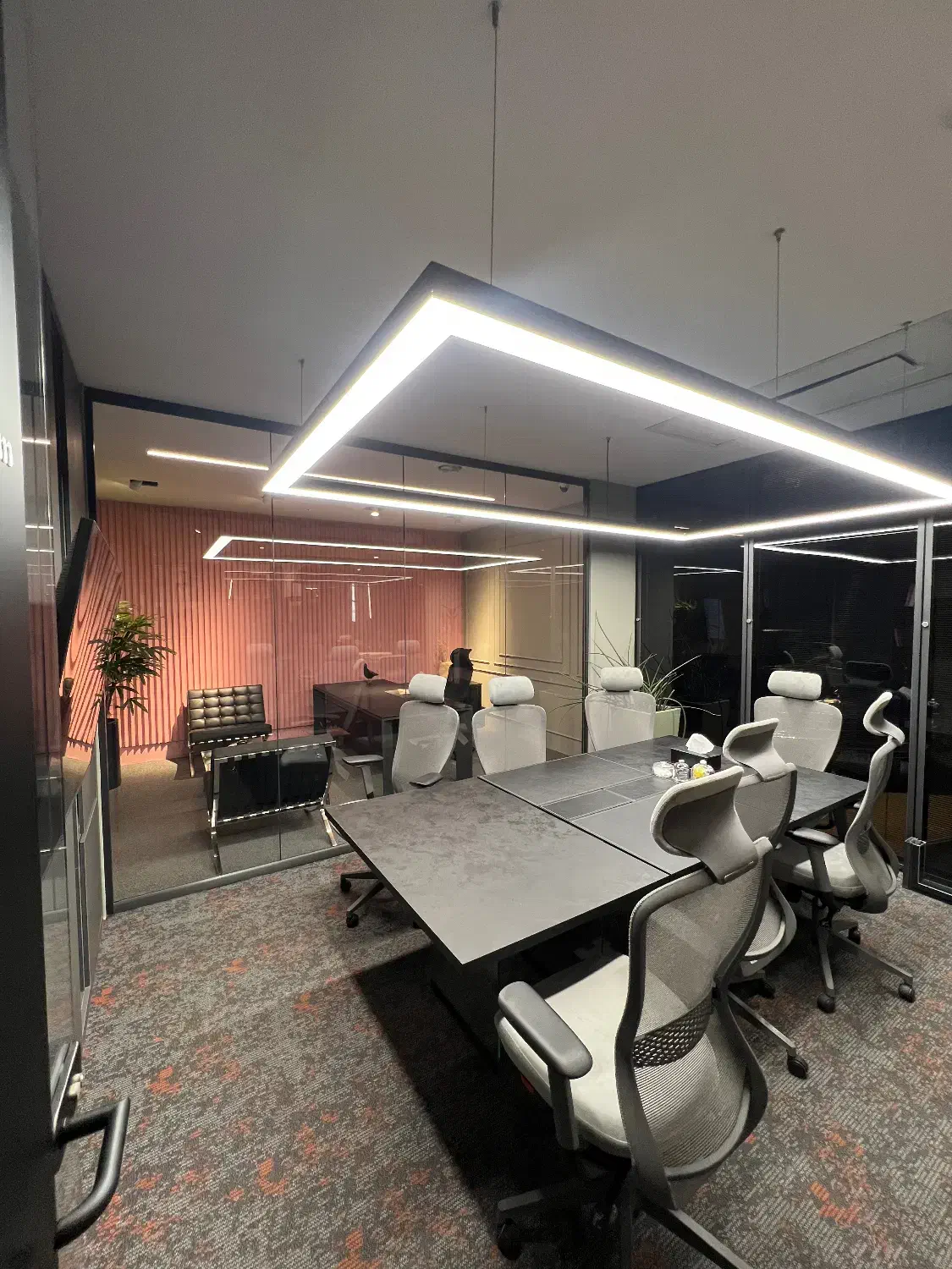 کارمندفروش آژانس هواپیمایی(بدون نیازبه سابقه)|استخدام بازاریابی و فروش|تهران, عباس‌آباد|دیوار