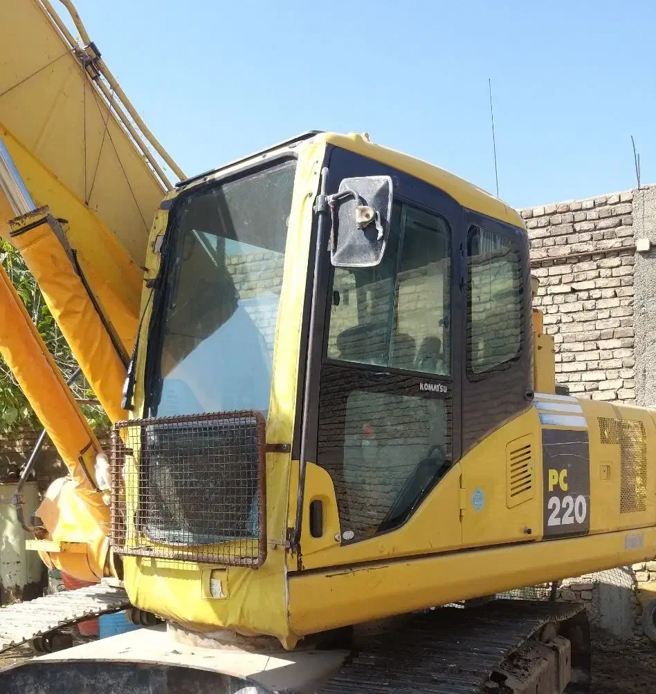 بیل مکانیکی کوماتسو 220مدل 2009|خودرو سنگین|مرودشت, استادیوم|دیوار