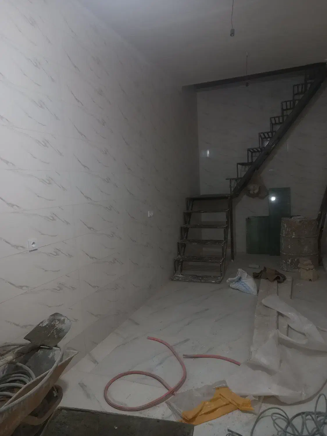 مغازه  خیابان ولیعصر|فروش مغازه و غرفه|محمدشهر, محمدشهر|دیوار