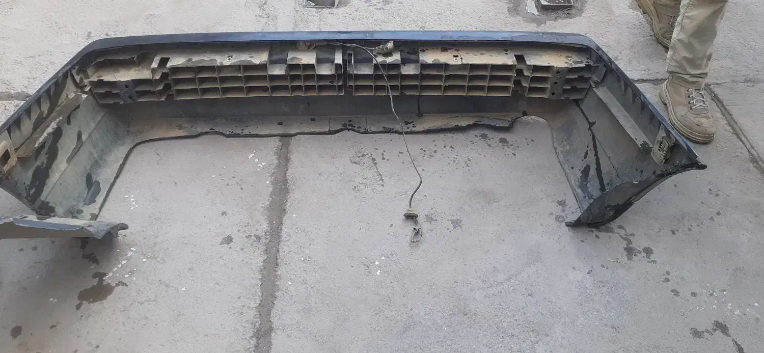 سپر 405 عقب نقره ایی|قطعات یدکی و لوازم جانبی|سنندج, |دیوار