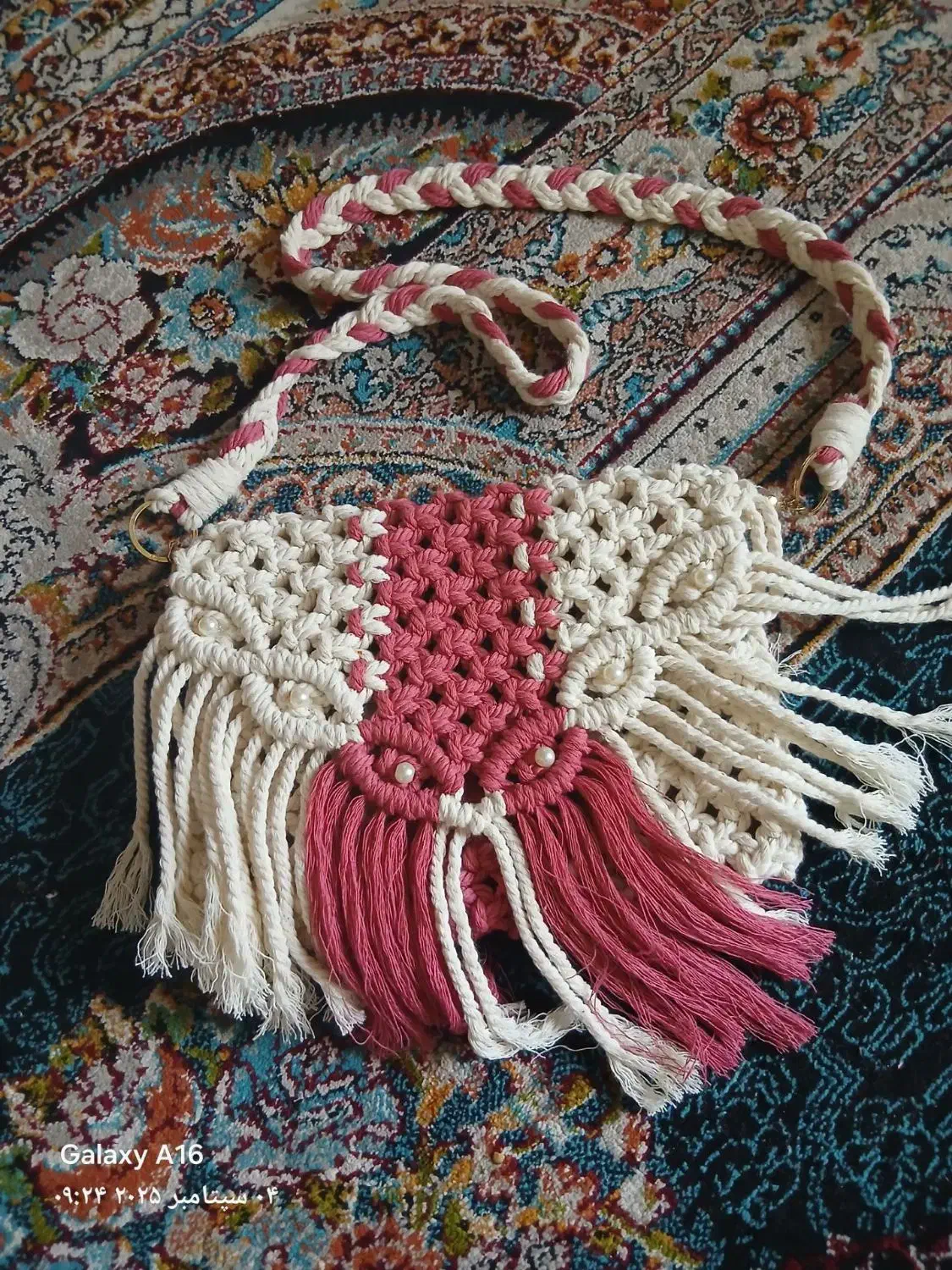 کیف زنانه ،کلاه و صندل مکرومه بافی|صنایع دستی و سایر لوازم تزئینی|بجنورد, |دیوار