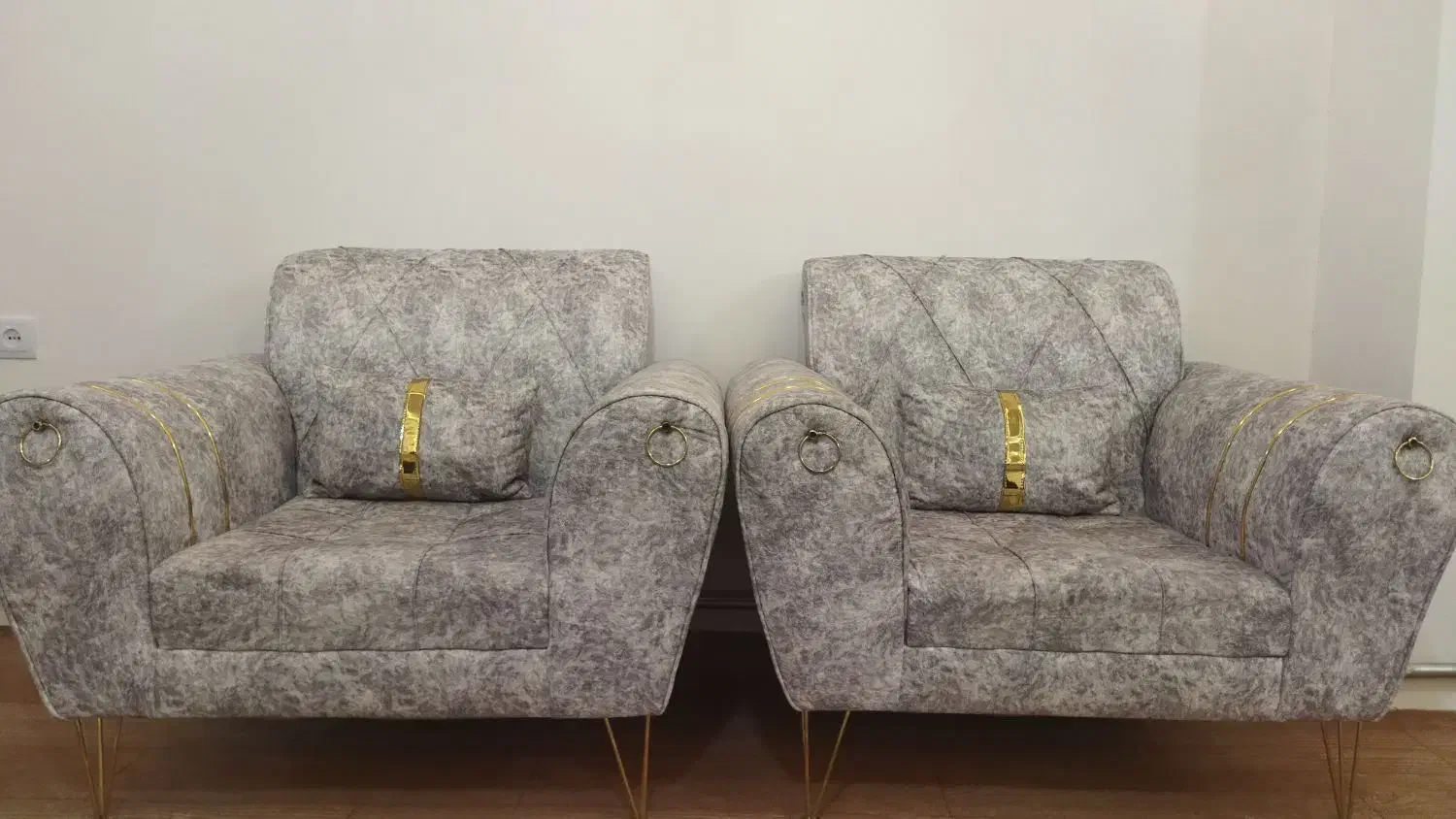 مبل|مبلمان خانگی و میز عسلی|شوط, |دیوار