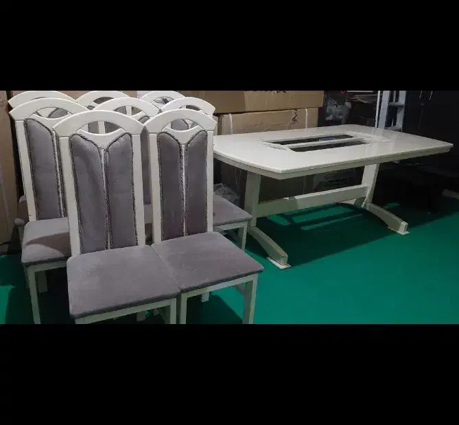 میز و صندلی ۸ نفره جنس باکیفیت و محکم|میز و صندلی غذاخوری|بهبهان, |دیوار