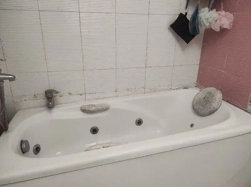 فوری  وان جکوزی دار|لوازم حمام|رشت, معلم|دیوار