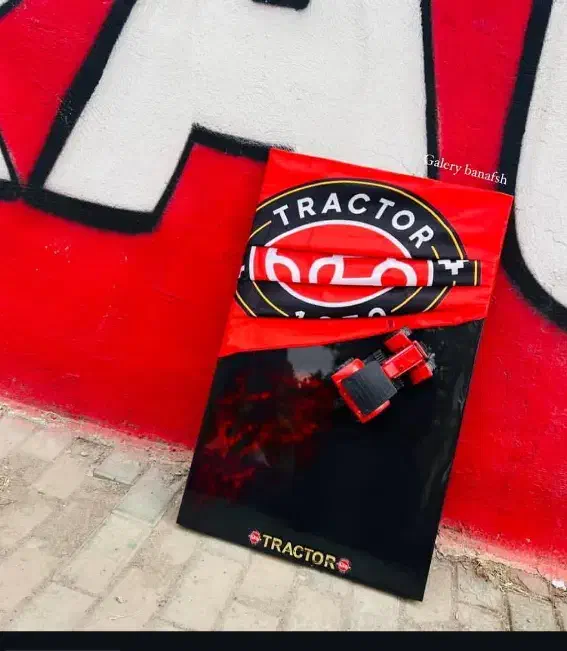 تابلو تراکتور رزینی طرح خارجی|تابلو، نقاشی، عکس|خواجه, |دیوار