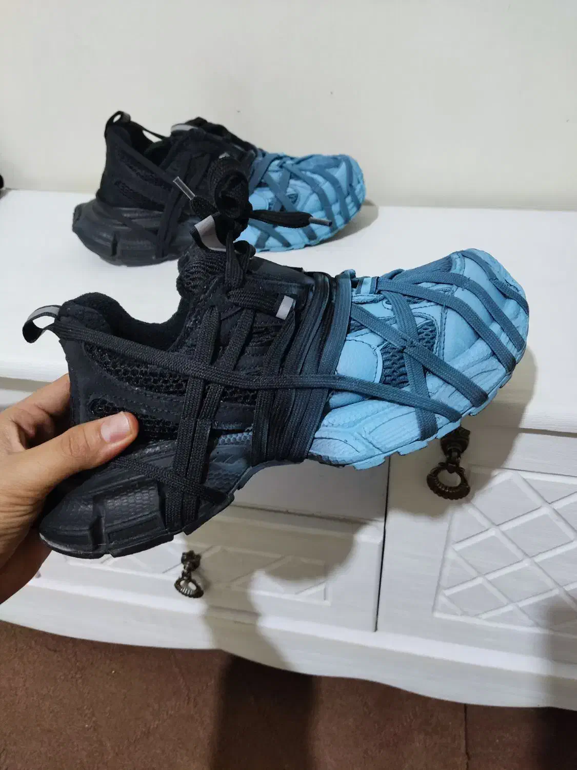 کتونی بالنسیاگا نو|کیف، کفش، کمربند|قم, فرهنگیان و شهربانی|دیوار