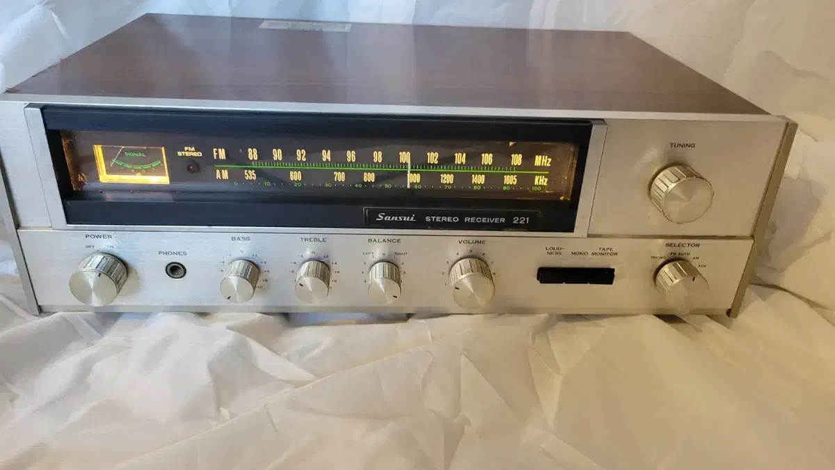 استریو رسیور ۵ ستاره سنسویی مدل 221|سیستم صوتی خانگی|تهران, آسمان|دیوار