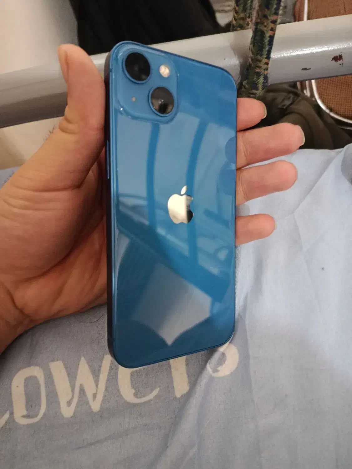 iPhone 13 normal|موبایل|تهران, فلسطین (میدان انقلاب)|دیوار