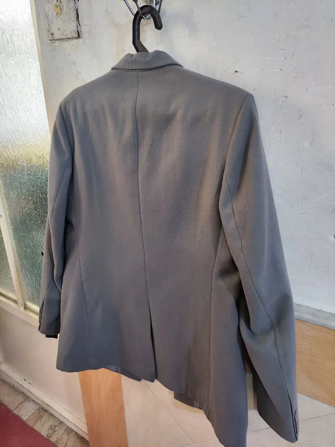 پالتو تک ترکی|لباس|قم, ولیعصر|دیوار