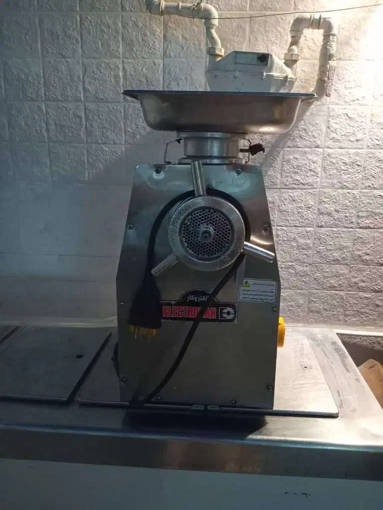 چرخ گوشت 32 سه فاز|کافی‌شاپ و رستوران|شیراز, تندگویان|دیوار