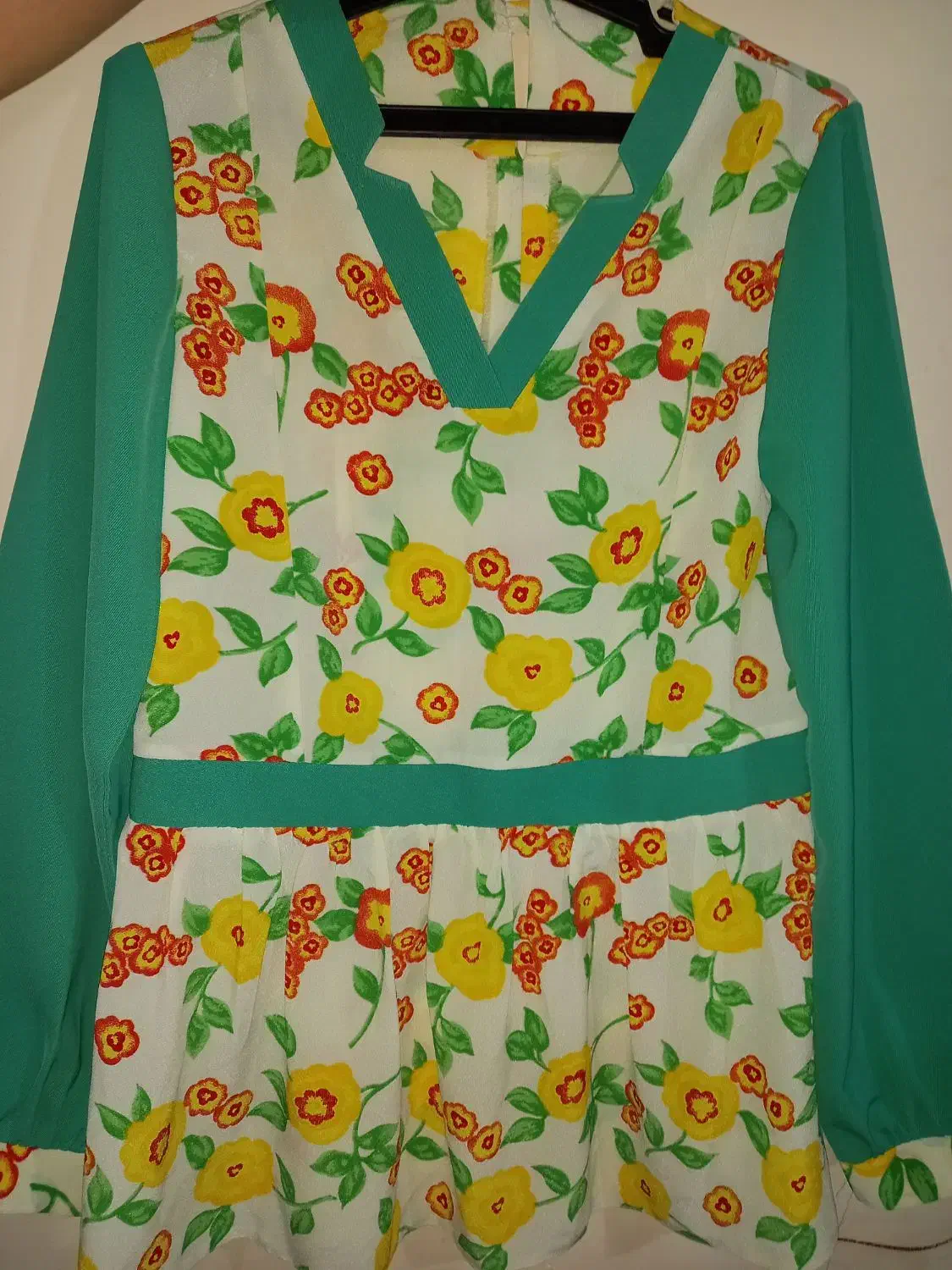 شومیز مجلسی|لباس|بافت, |دیوار