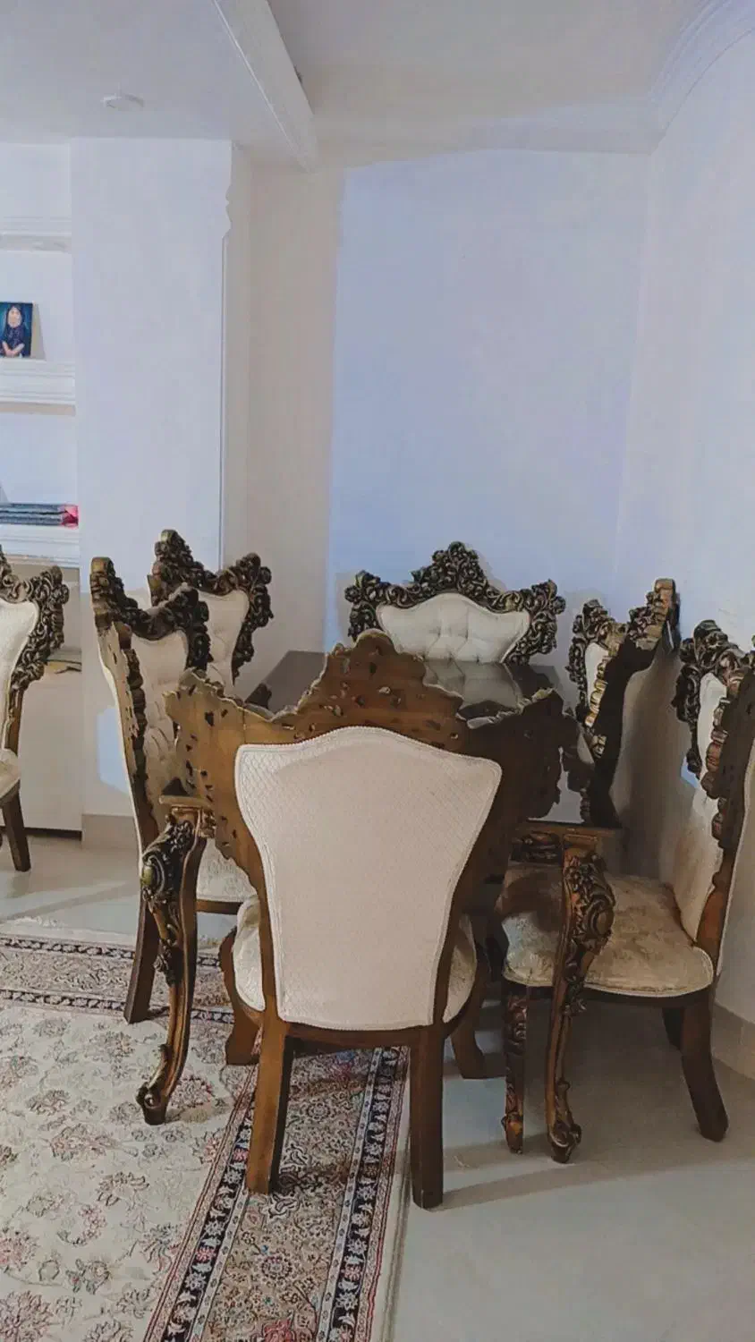 فروش یه عدد میز نهارخوری با صحفه شیشه ای|میز و صندلی غذاخوری|ساری, |دیوار