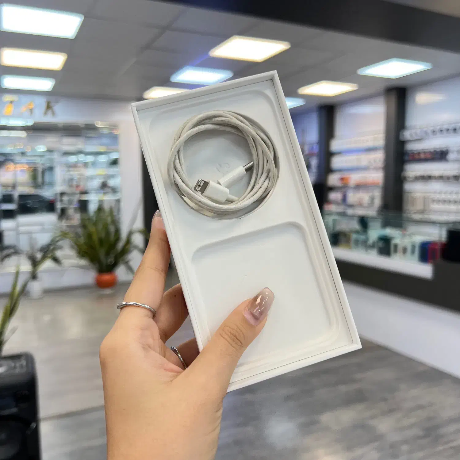 ۱۳ نرمال سفید ۱۲۸|موبایل|گرگان, |دیوار