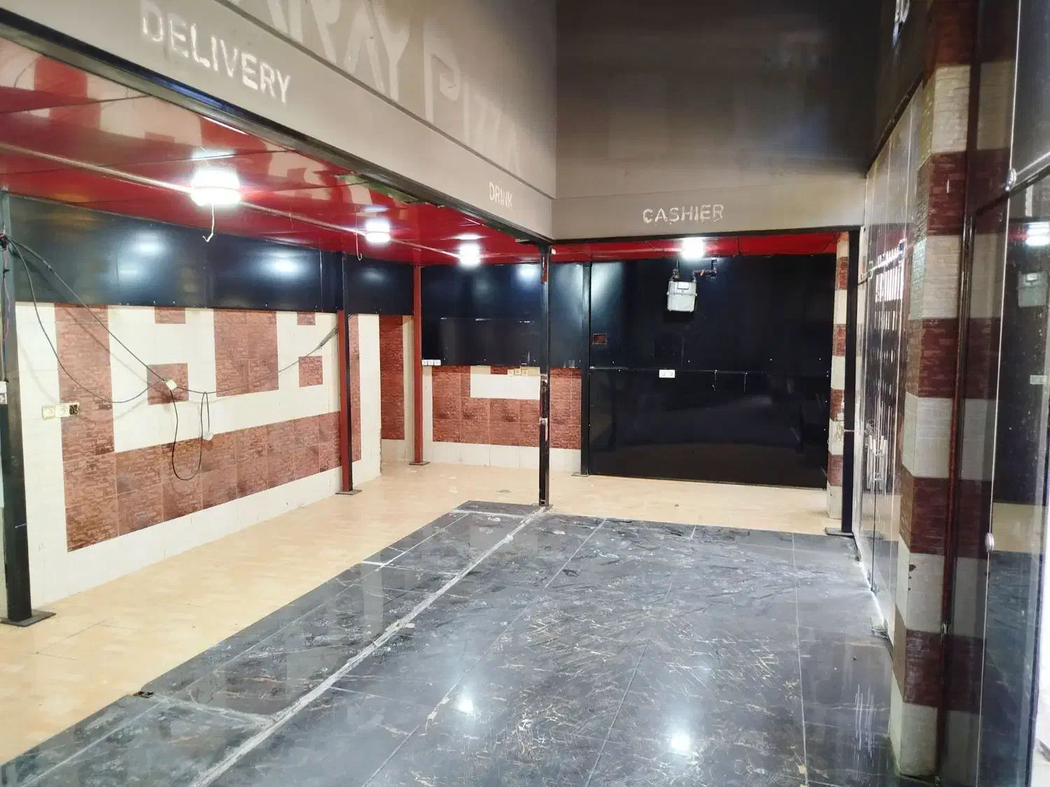 مغازه ۲۹۰متری شصت متری /تاپ لوکیشن|اجارهٔ مغازه و غرفه|یاسوج, |دیوار