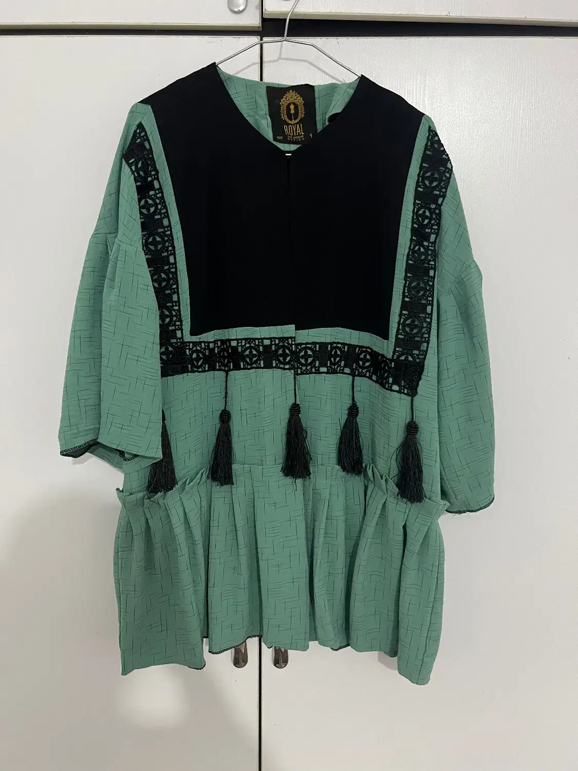 مانتو|لباس|شوشتر, |دیوار